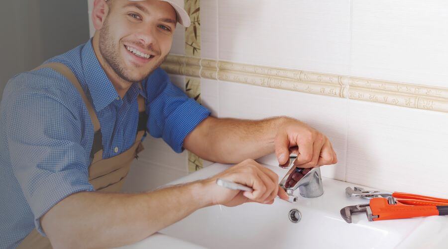 Handle or spout repair in Natchitoches, LA